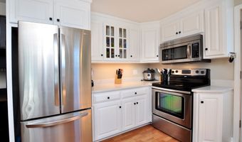 65 Council Ring Dr, Bristol, CT 06010