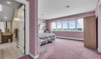 99 Holly Ln, Bayville, NJ 08721