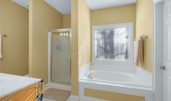 13 Golden Eagle Dr, Adairsville, GA 30103