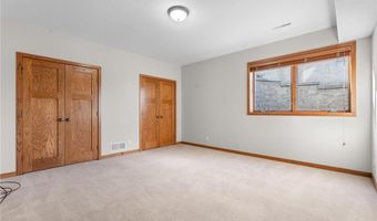 2535 Superior Ln NW, Rochester, MN 55901