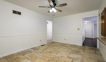 830 Westrun Dr, Ballwin, MO 63021