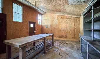 52 17th St, Apalachicola, FL 32320