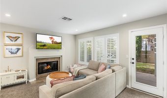 9573 World Cup Dr, Las Vegas, NV 89117