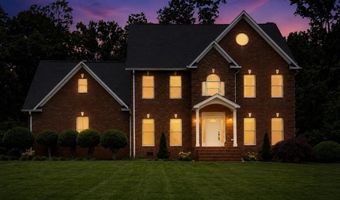2832 Kensington St, Athens, TN 37303