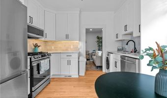 13 Sherman St 1, Newport, RI 02840