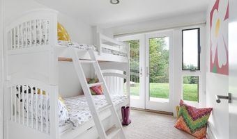 103 Long View Dr, Becket, MA 01223