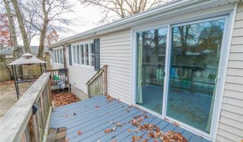 2 Ash Ln, North Providence, RI 02911