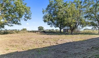 8405 E Nightingale Rd, Atoka, OK 74525