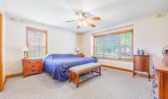 210 Evergreen Dr, Batesville, IN 47006