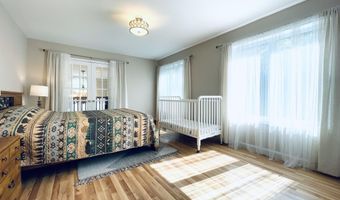 157 Main St, Gouldsboro, PA 18424