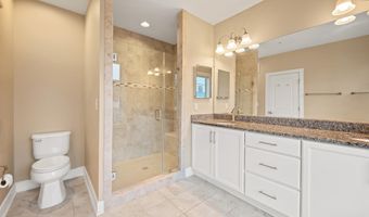 2111 RICHMOND Hwy 101, Alexandria, VA 22301