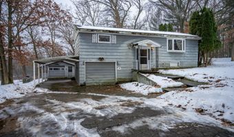 1677 Cree Dr, Arkdale, WI 54613