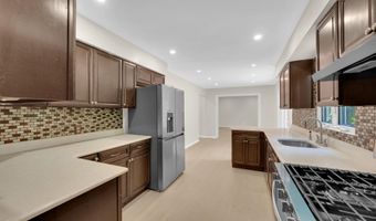458 Woodhaven Blvd SE, Bayville, NJ 08721