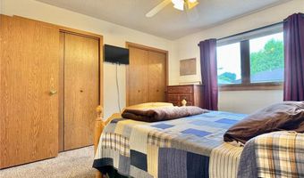 1815 Lakewood Ave, Albert Lea, MN 56007