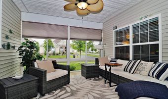 46 Rockland St, Barnegat, NJ 08005