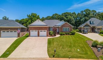 821 E Golden View Ln, Boiling Springs, SC 29316