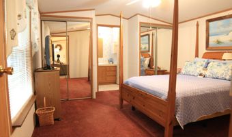 100 Cypress Ln, Barnegat, NJ 08005