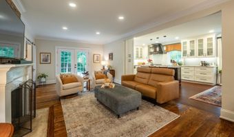 3729 Broadview Dr, Cincinnati, OH 45208