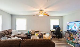59 Chilton Ln, Aberdeen, NJ 07747