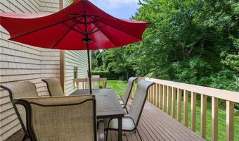 264 Boston Neck Rd, Narragansett, RI 02882