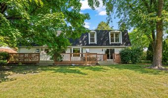 1507 W Plymouth Dr, Arlington Heights, IL 60004