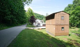 4667 Saint Clara Rd, Alum Bridge, WV 26321