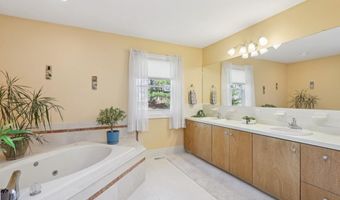 1 DAISY Ln, Ambler, PA 19002