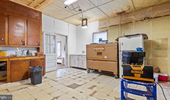 571 MAIN ST PATTENBURG, Asbury, NJ 08802