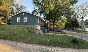 400 S 7th St, Akron, IA 51001