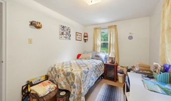119 Falvey St, Bangor, ME 04401