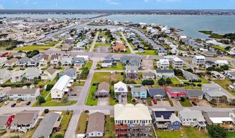 203 E Terminal Blvd, Atlantic Beach, NC 28512