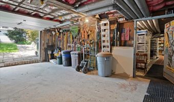 118 Poplar St, Bangor, ME 04401