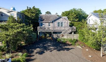 18 W 7TH St, Barnegat Light, NJ 08006