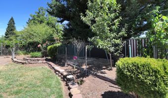 1266 KENRAY Loop, Springfield, OR 97477