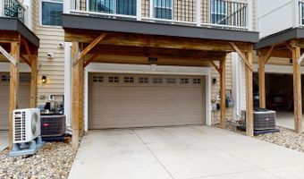 2794 Ashcombe Dr, Ann Arbor, MI 48105