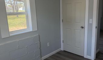 733 S Griffith Ave, Aurora, MO 65605