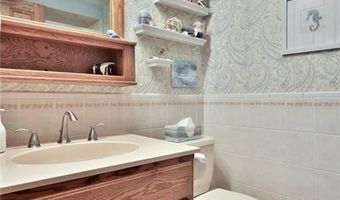 706 Benton St, Anoka, MN 55303