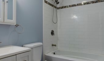 2205 Marquette Dr, Blakeslee, PA 18610