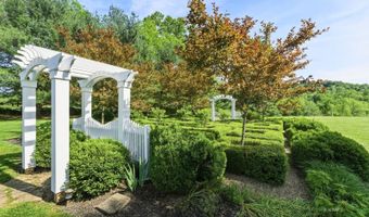 850 State Route 681, Albany, OH 45710