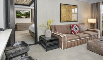 130 Daybreak Rdg Hs759, Beaver Creek, CO 81620