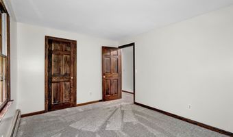 70 Smith Ln, Burlington, CT 06013