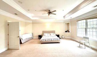 6204 MELVERN Dr, Bethesda, MD 20817