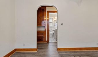 28 Tremont St, Albany, NY 12205