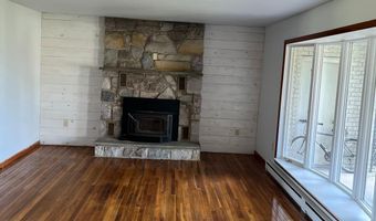 221 HARTMAN Rd, Reading, PA 19606