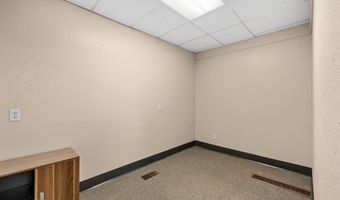 1208 E PERSHING Blvd, Cheyenne, WY 82001
