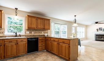 4032 Brook Cross Dr, Apex, NC 27539