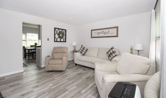 215 Penrose Dr, Kendallville, IN 46755