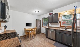 651 Randall Dr, Anoka, MN 55303