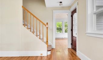 29 Firglade Ave, East Providence, RI 02915