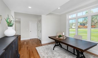 137 County Rd, Amherst, NH 03031